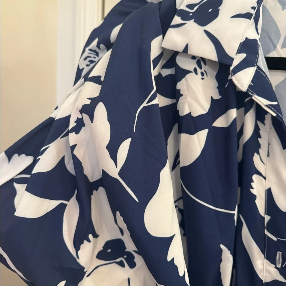 Fashion Nova Navy and White Floral Dress - Picture 7 of 9
